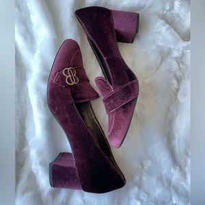 Bandolino | Crush Velvet Loafer Heels